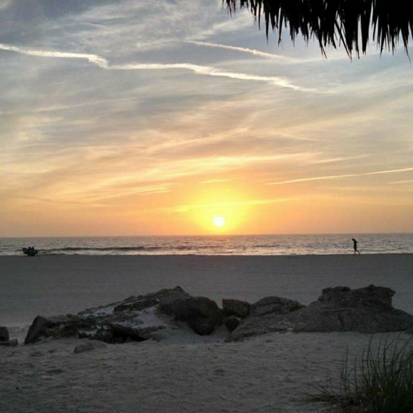 Meet your Posher, Heather - Picture 1 of 1